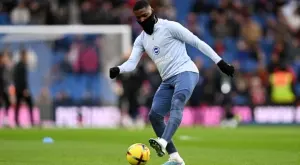 {{ otherArticle[0].article.title }}