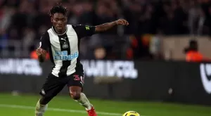 {{ otherArticle[0].article.title }}