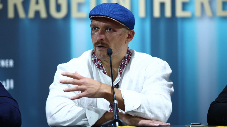 Олександър Усик нападна МОК заради допускането на Русия и Беларус на Олимпиадата