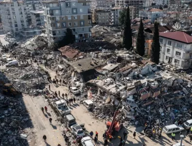 Турски архитект на сринат от земетресението комплекс е арестуван