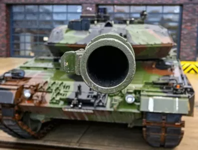 Лойд Остин обяви кои страни ще пратят танкове Leopard и системи Patriot на Украйна