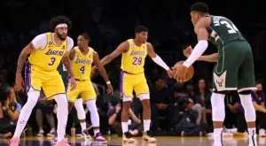 НБА: В отсъствието на ЛеБрон Джеймс - Янис Адетокунбо се развихри, Милуоки сломи Лейкърс (ВИДЕО)