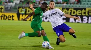 {{ otherArticle[0].article.title }}