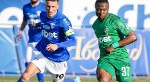 {{ otherArticle[0].article.title }}