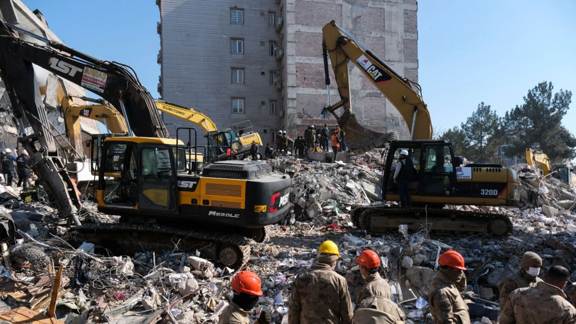 ООН: Над 3 млн. са останали без дом година след земетресението в Турция