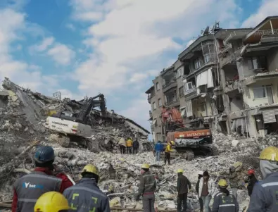 Разследват стотици във връзка със земетресенията в Турция