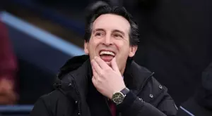 Легенда на Арсенал изуми с твърдение за Емери и изпуснатата титла през миналия сезон