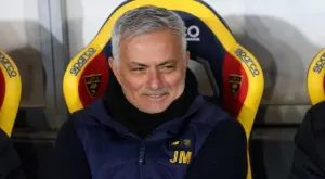 Специалния отговори на въпрос за трудностите на Рома с: Не се казвам Жозе Хари Потър Моуриньо