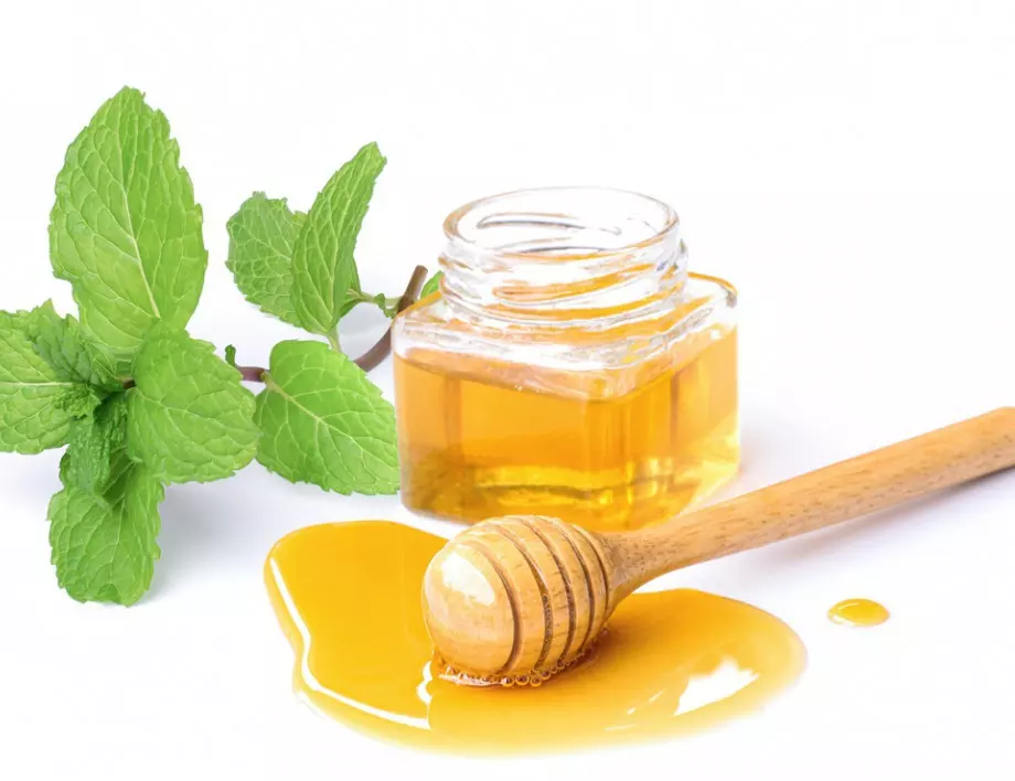 Защо се препоръчва 1 лъжица мед при болки в стомаха?