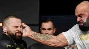 Лигата на шамарите: Пълен абсурд или новият боен спорт - топ 5 нокаути (ВИДЕО)