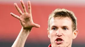 Посрещането от феновете на Спарта за съотборника на Минчев, признал, че е гей (ВИДЕО)