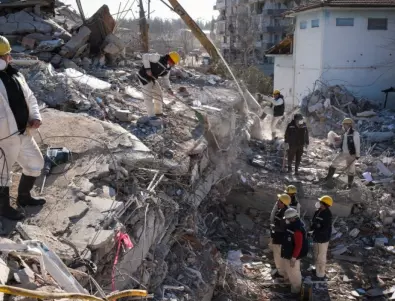 Над 44 000 са вече жертвите на земетресенията в Турция