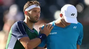 {{ otherArticle[0].article.title }}