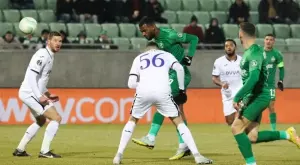 {{ otherArticle[0].article.title }}