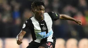 {{ otherArticle[0].article.title }}