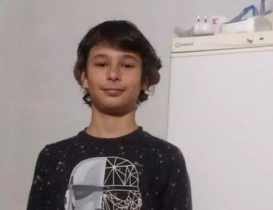Издирват 11-годишно момче от Ямбол (СНИМКА)