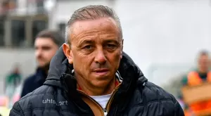 {{ otherArticle[0].article.title }}