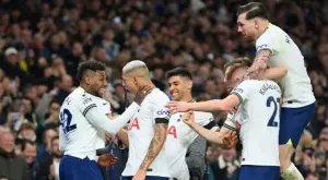 Тотнъм отговори на грешката на Нюкасъл с победа над градски съперник (ВИДЕО)