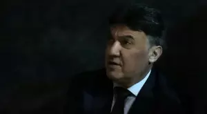 {{ otherArticle[0].article.title }}