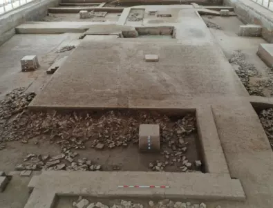 Тоалетна с промиване на 2400 години е открита в Китай