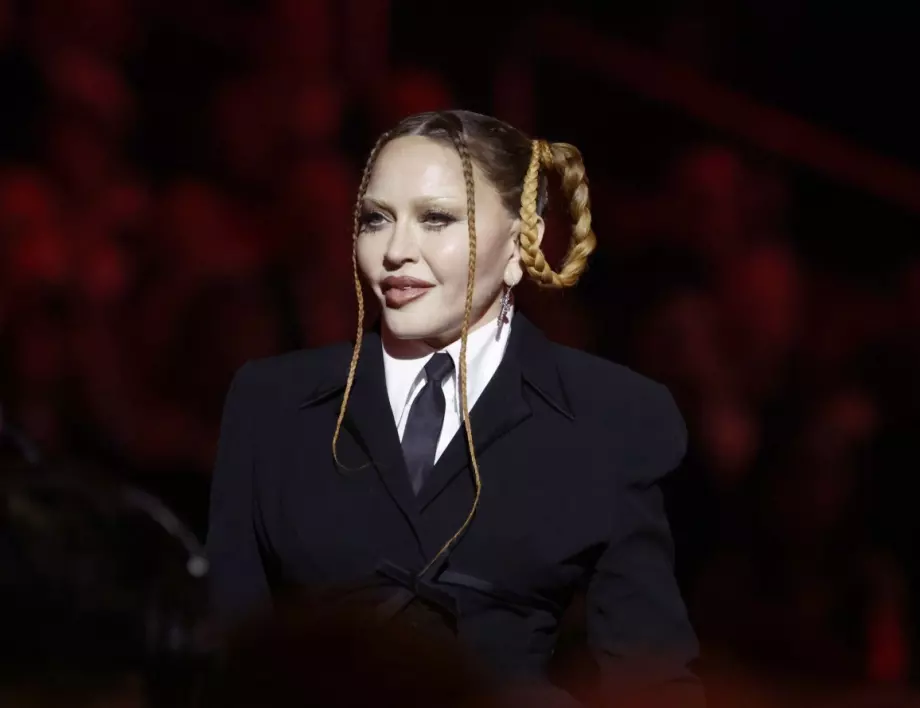 Лицето на Мадона вече не е "подуто от операциите" (СНИМКА)