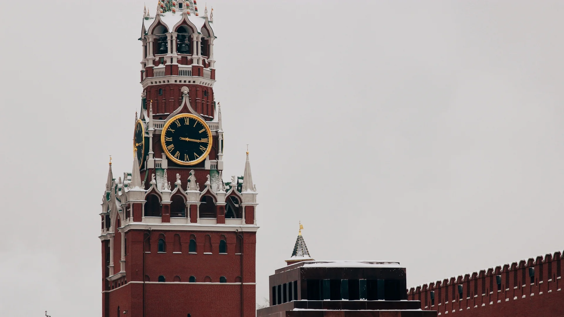 Кремъл е поръчал на медиите да пишат за "украинската следа" в новините за "Крокус хол"