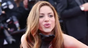 Шакира напусна Барселона с децата и вбеси Пике с решение