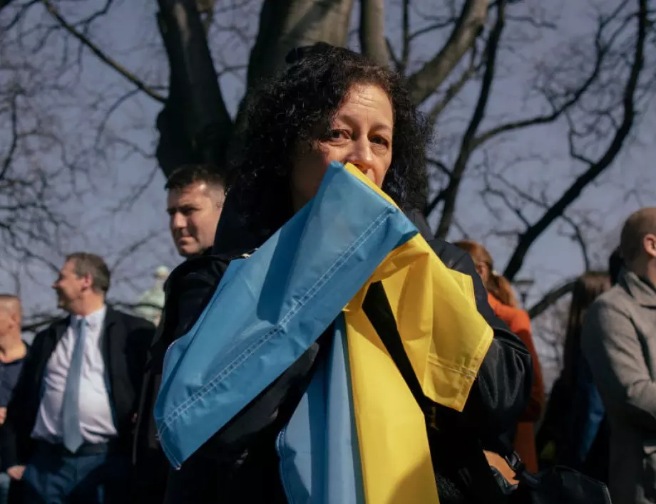 Прости ни, Украйна: Арести в Русия при всеки опит за солидарност с украинците (СНИМКИ)