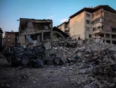 Над 600 души са разследвани за строежа на срутените сгради в Турция