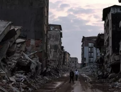 Турци-гастербайтери в Германия: как една мечта рухва за минути, след земетресението