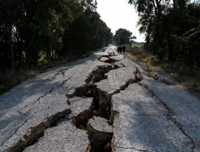 ЕС отпуска 1 млрд. евро на Турция за възстановяване след земетресението