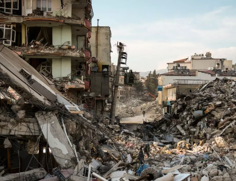 Жертвите в Турция при земетресенията през февруари нараснаха до 48 448