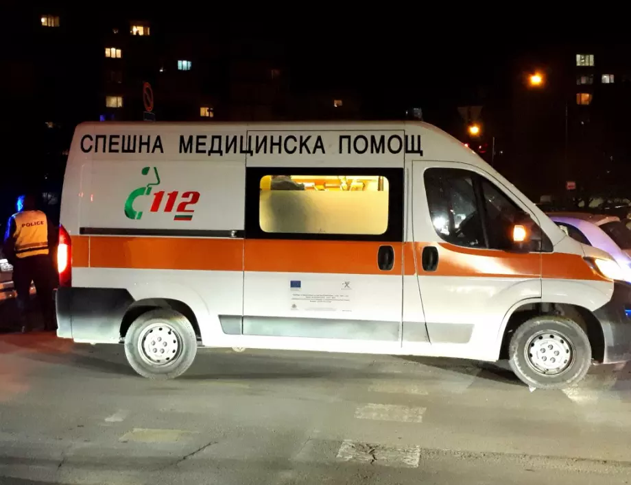 Трима загинаха на пътя край Попово, младо момиче е с опасност за живота
