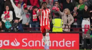 {{ otherArticle[0].article.title }}