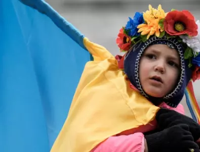 Скандал на концерт в Молдова: Охраната взе украински знамена от публиката, изпълнителят отказа да пее (ВИДЕО)