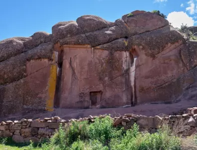 Никой не знае какво е мистериозната Врата на боговете в Перу