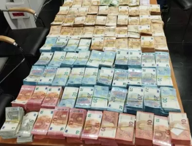 Иззеха недекларирана валута за над 1.3 млн. лв. на „Капитан Андреево“