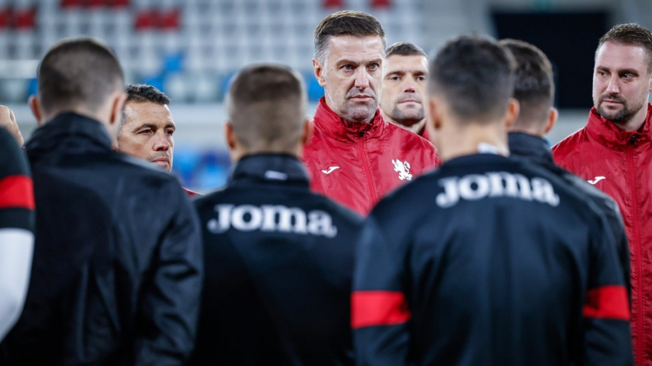 Само в Sportlive! Петър Курдов: Кръстаич може да бъде сменен съвсем скоро! Десподов и Делев защо бяха на терена в Будапеща?