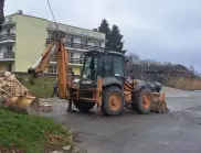 Започна ремонтът на хангарите в гребната база в Николово, община Русе