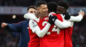 {{ otherArticle[0].article.title }}