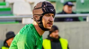 {{ otherArticle[0].article.title }}