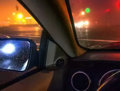 Как да се справите с изпотяването на прозорците в колата