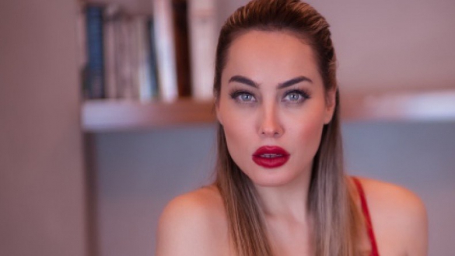 Модел от "Only Fans" за Кварацхелия: Влюбена съм до уши в него и той знае