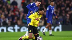 {{ otherArticle[0].article.title }}