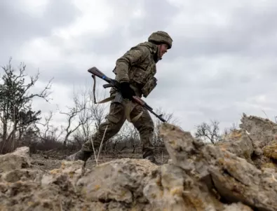 ВИДЕО: Ужасът на окопната война в Украйна отблизо