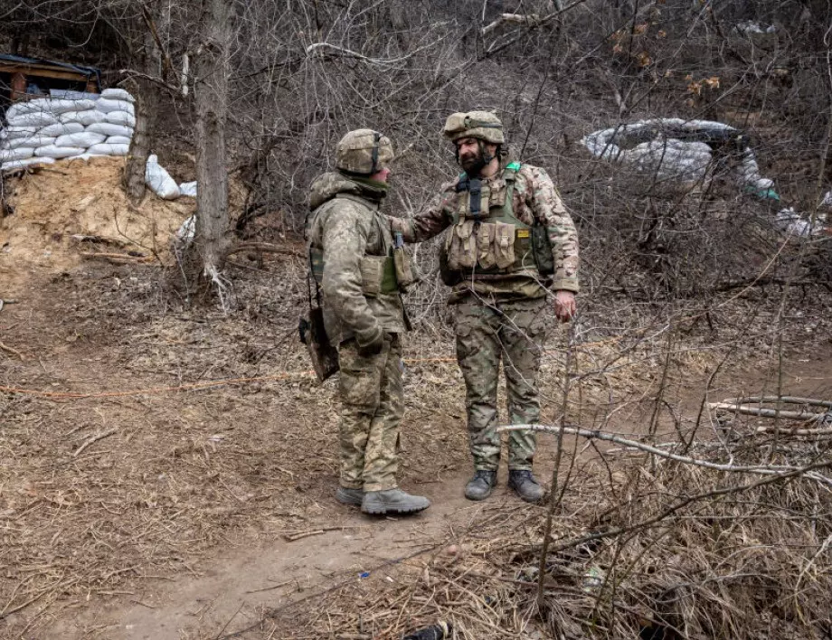 8 щурмови части с общо 40 000 военни: Готова ли е Украйна за контраофанзива?
