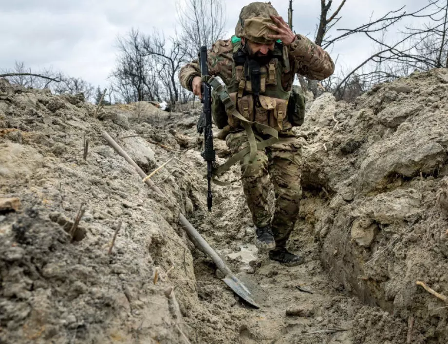 Украинските сили отблъснали над 50 руски атаки за ден
