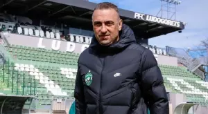 {{ otherArticle[0].article.title }}