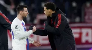 Меси обеща фланелката си на Мусиала, но накрая Джамал остана с празни ръце (ВИДЕО)