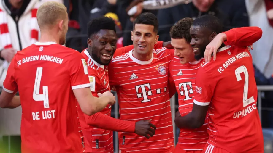 Байерн Мюнхен вкара 5 гола при обрат - отново е на върха в Бундеслигата (ВИДЕО)